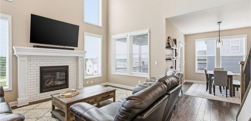 9206 NE 111th Place, Kansas City, MO 64157