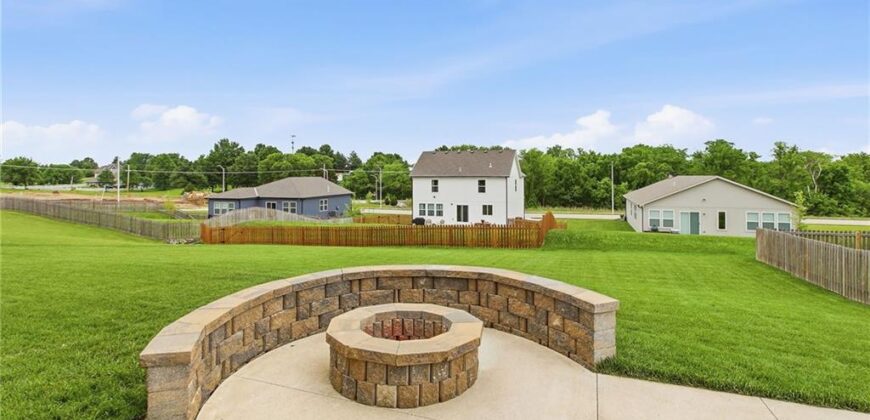 9206 NE 111th Place, Kansas City, MO 64157