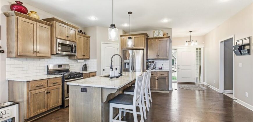 9206 NE 111th Place, Kansas City, MO 64157