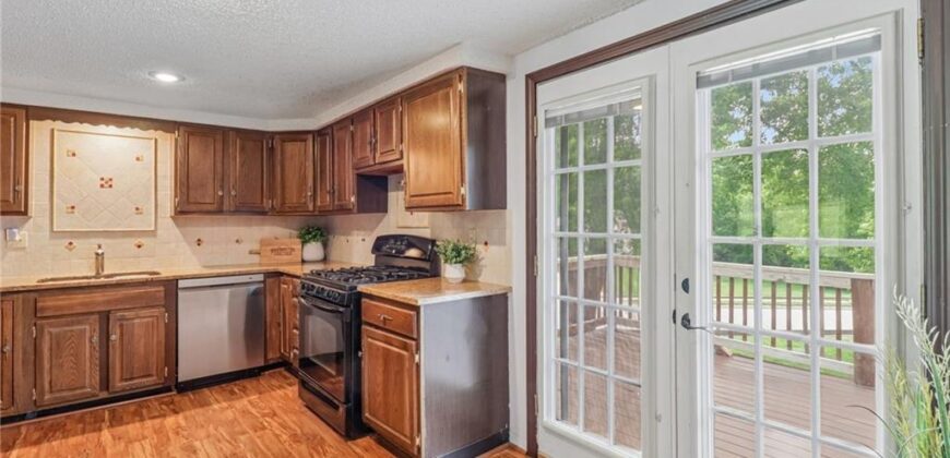 5113 Ridgewood Drive, Kansas City, MO 64151