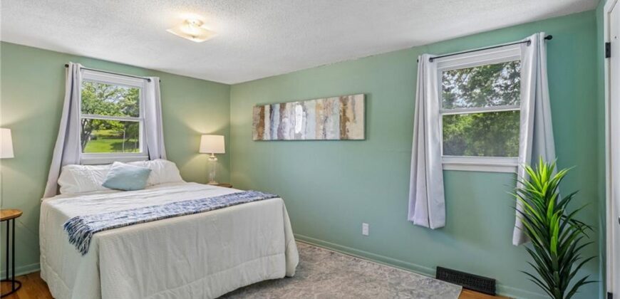 5113 Ridgewood Drive, Kansas City, MO 64151