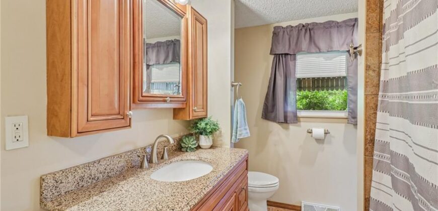 5113 Ridgewood Drive, Kansas City, MO 64151
