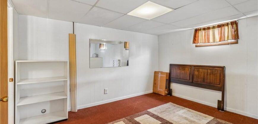 5113 Ridgewood Drive, Kansas City, MO 64151