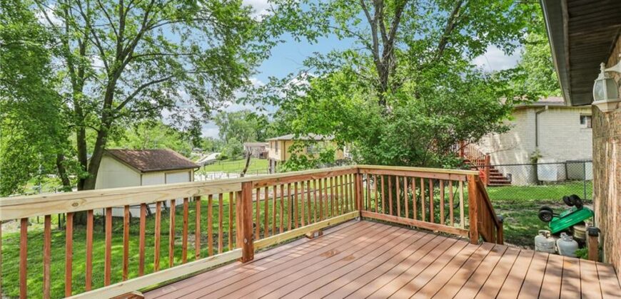5113 Ridgewood Drive, Kansas City, MO 64151