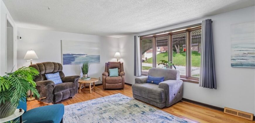 5113 Ridgewood Drive, Kansas City, MO 64151