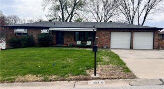 5113 Ridgewood Drive, Kansas City, MO 64151