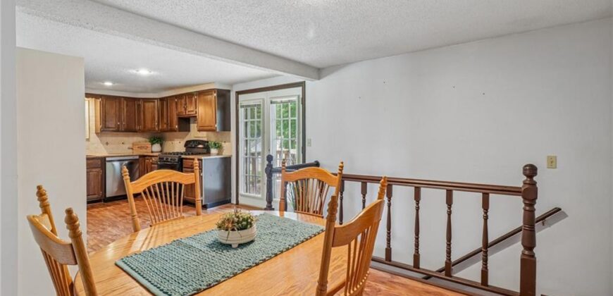 5113 Ridgewood Drive, Kansas City, MO 64151