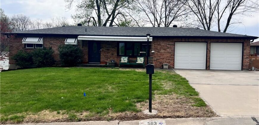 5113 Ridgewood Drive, Kansas City, MO 64151