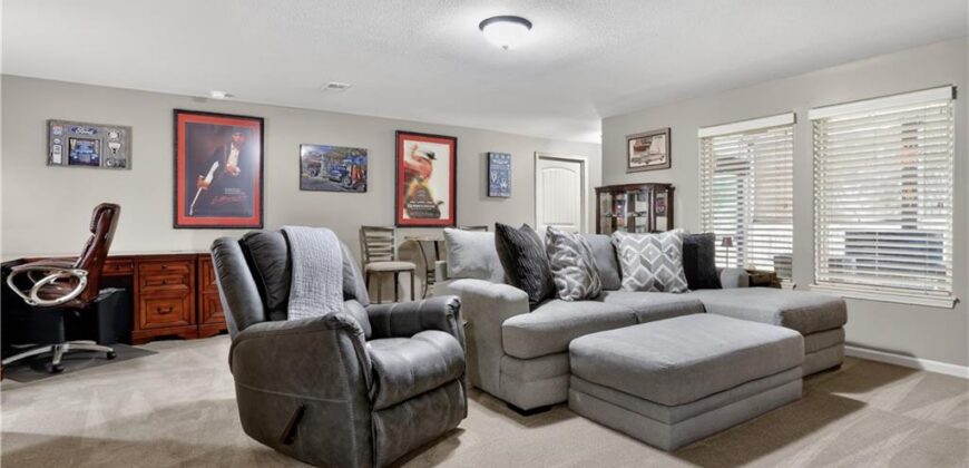 13300 N Copper Ridge Drive, Platte City, MO 64079
