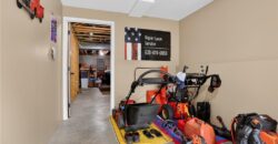13300 N Copper Ridge Drive, Platte City, MO 64079