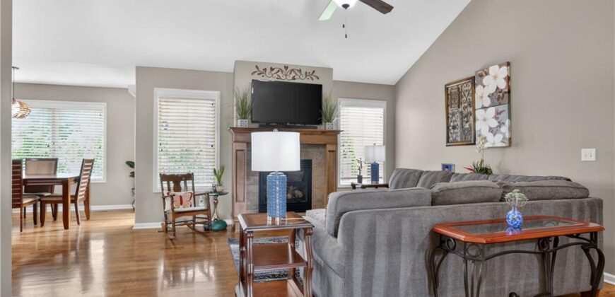 13300 N Copper Ridge Drive, Platte City, MO 64079