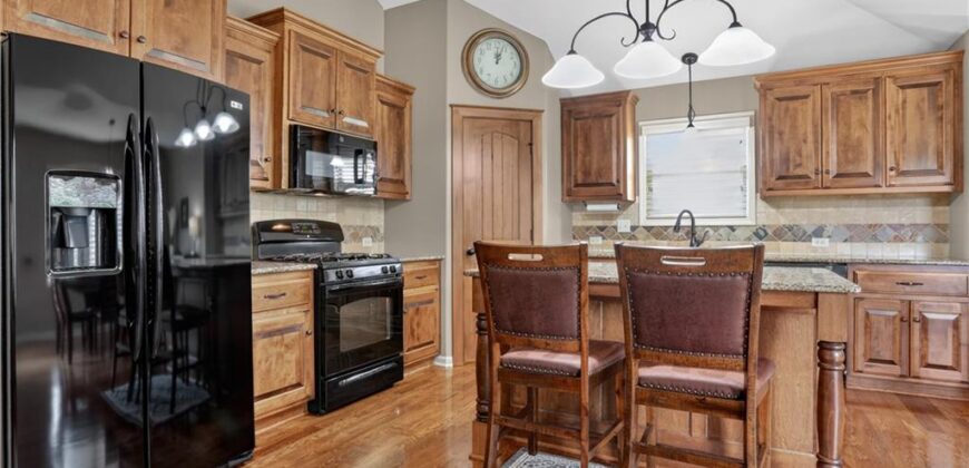 13300 N Copper Ridge Drive, Platte City, MO 64079