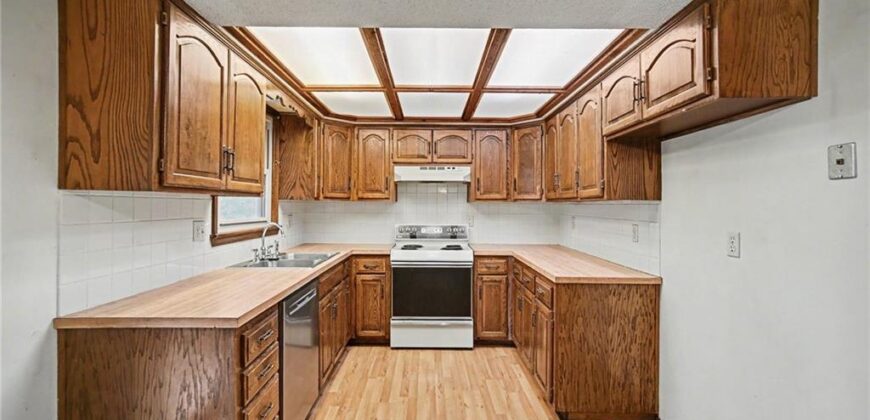 1100 NE 115th Street, Kansas City, MO 64155