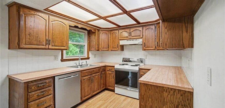 1100 NE 115th Street, Kansas City, MO 64155