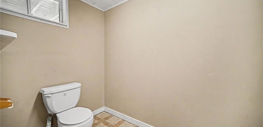 1100 NE 115th Street, Kansas City, MO 64155