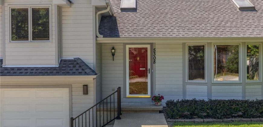 5308 N Wyandotte Street, Gladstone, MO 64118