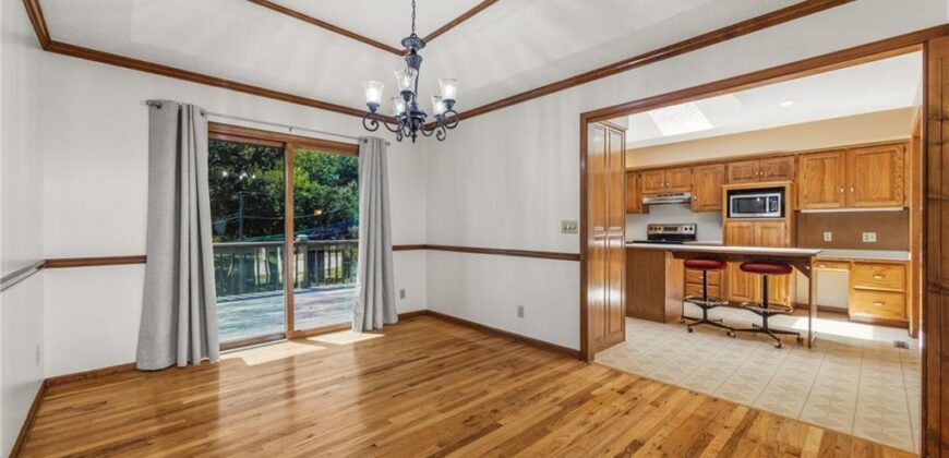 5308 N Wyandotte Street, Gladstone, MO 64118