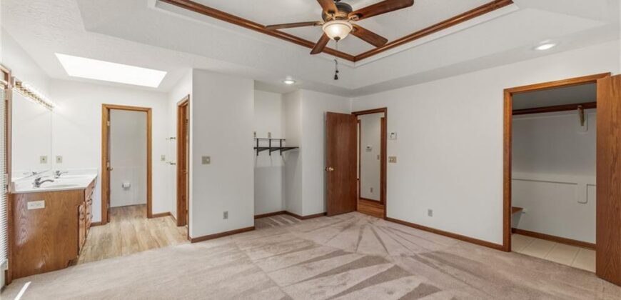 5308 N Wyandotte Street, Gladstone, MO 64118