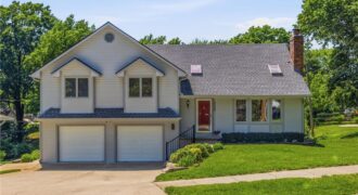 5308 N Wyandotte Street, Gladstone, MO 64118