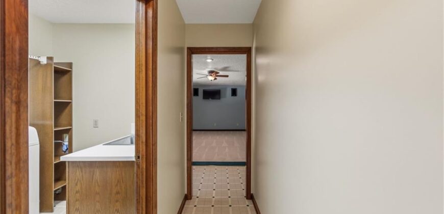 5308 N Wyandotte Street, Gladstone, MO 64118