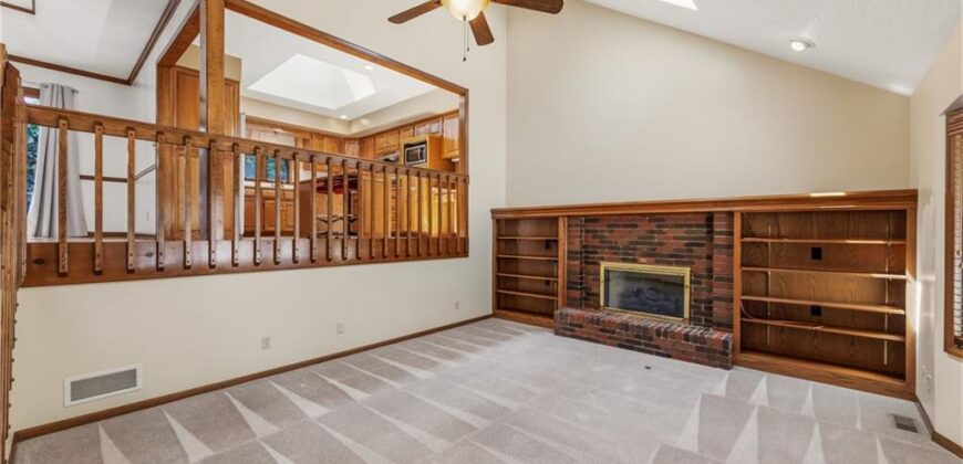 5308 N Wyandotte Street, Gladstone, MO 64118