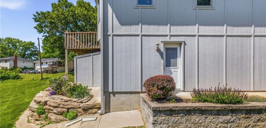 5308 N Wyandotte Street, Gladstone, MO 64118