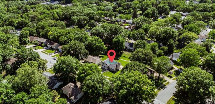 5308 N Wyandotte Street, Gladstone, MO 64118