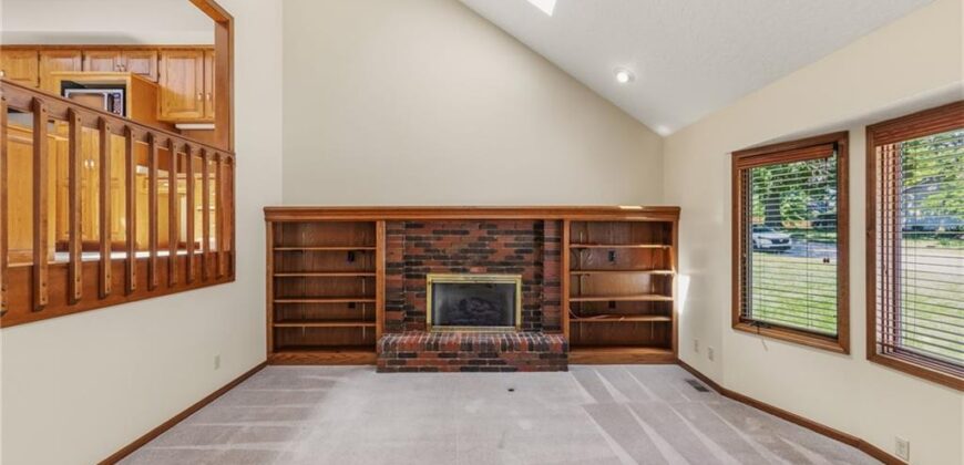 5308 N Wyandotte Street, Gladstone, MO 64118