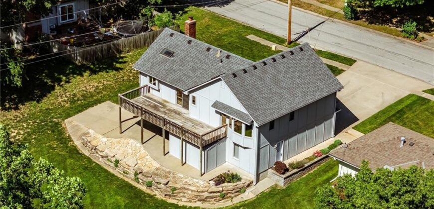 5308 N Wyandotte Street, Gladstone, MO 64118