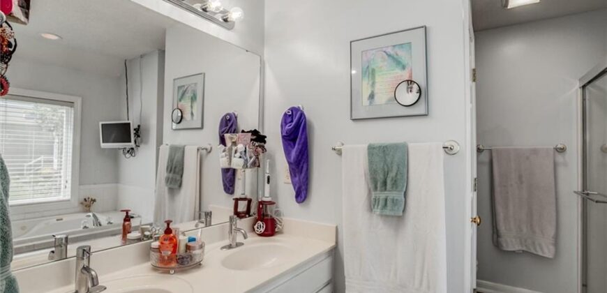 8820 NE 110th Street, Kansas City, MO 64157