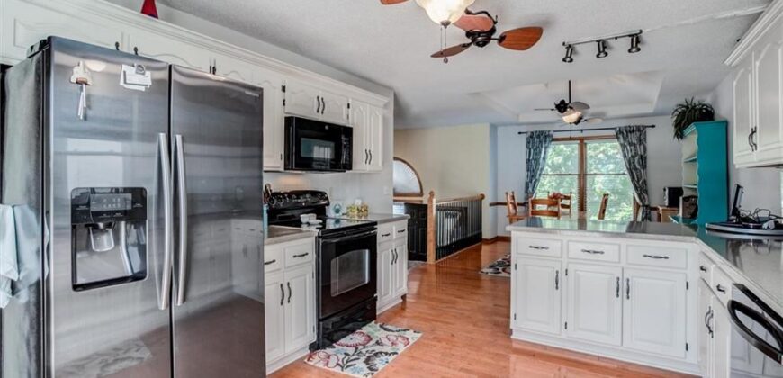 8820 NE 110th Street, Kansas City, MO 64157