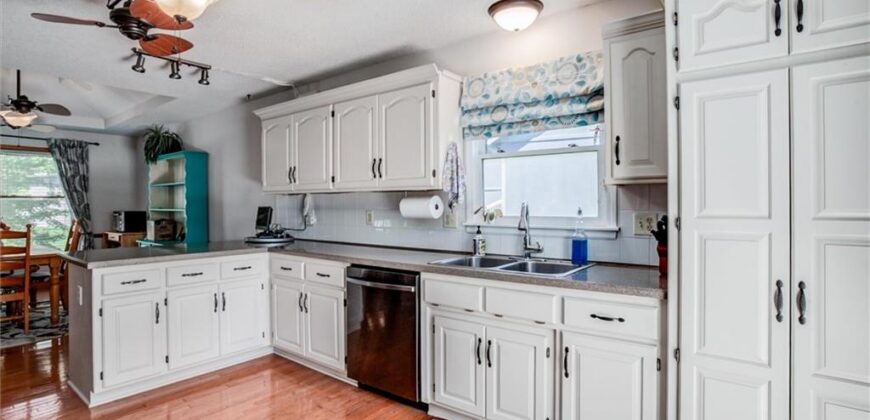 8820 NE 110th Street, Kansas City, MO 64157