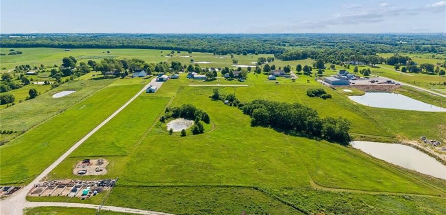17308 Endicott Road, Kearney, MO 64060
