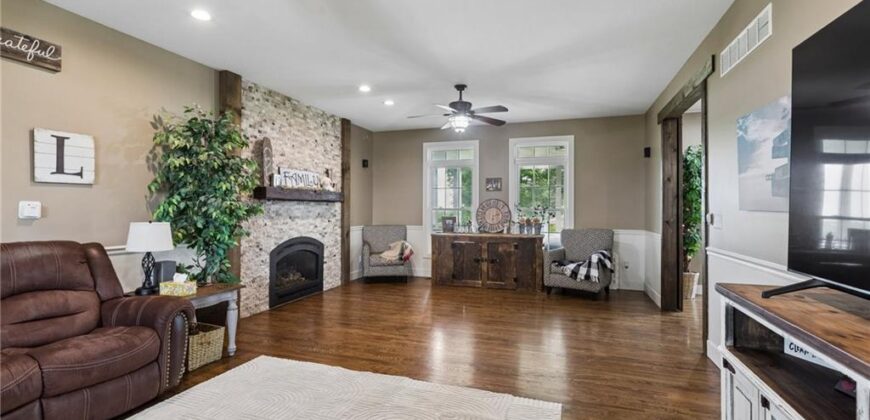 17308 Endicott Road, Kearney, MO 64060