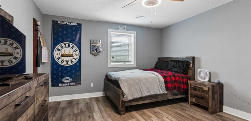17308 Endicott Road, Kearney, MO 64060