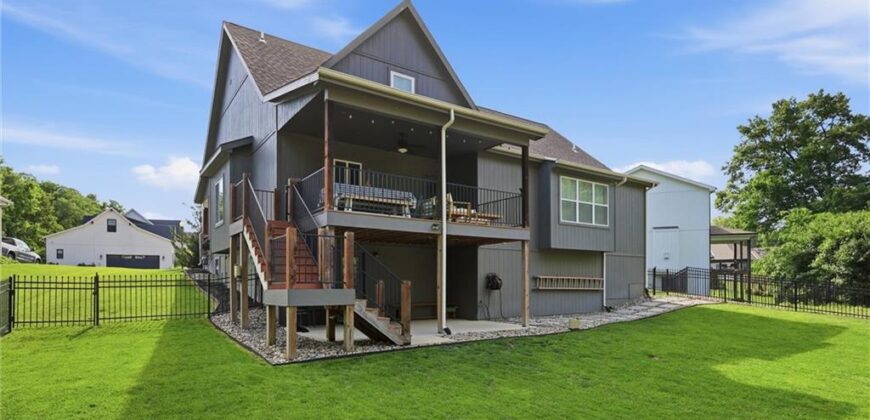 295 Fawn Lane, Liberty, MO 64068