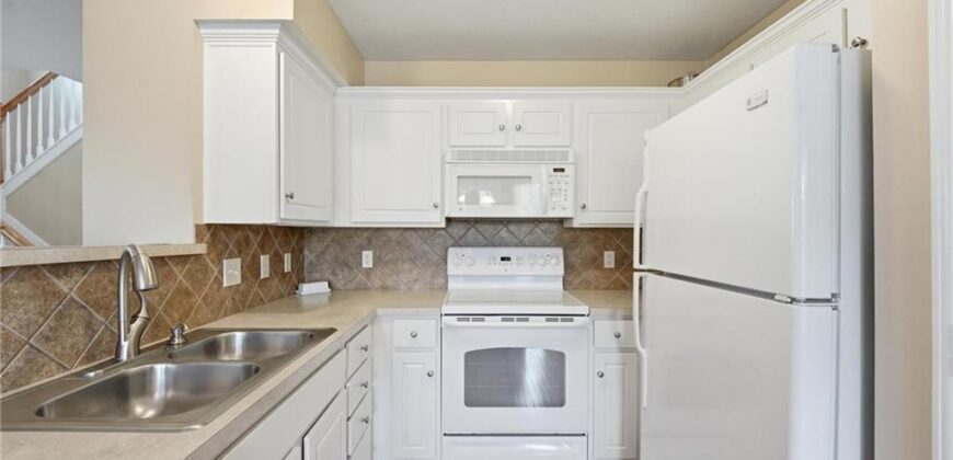 9844 N Hawthorne Avenue, Kansas City, MO 64157