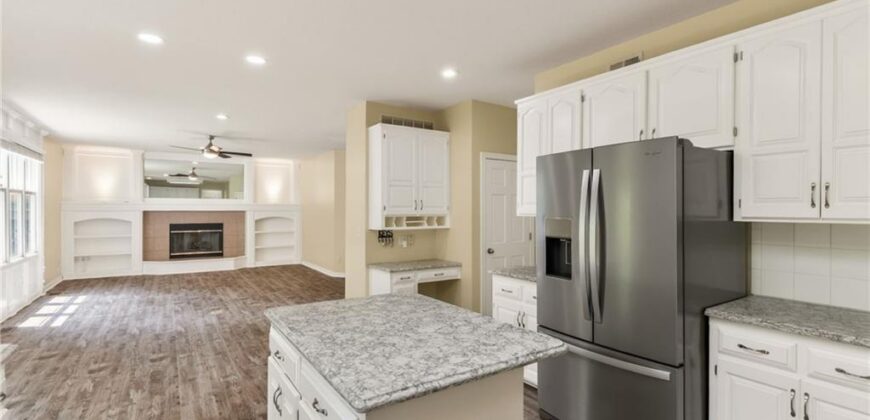 9127 NW 86 Court, Kansas City, MO 64153