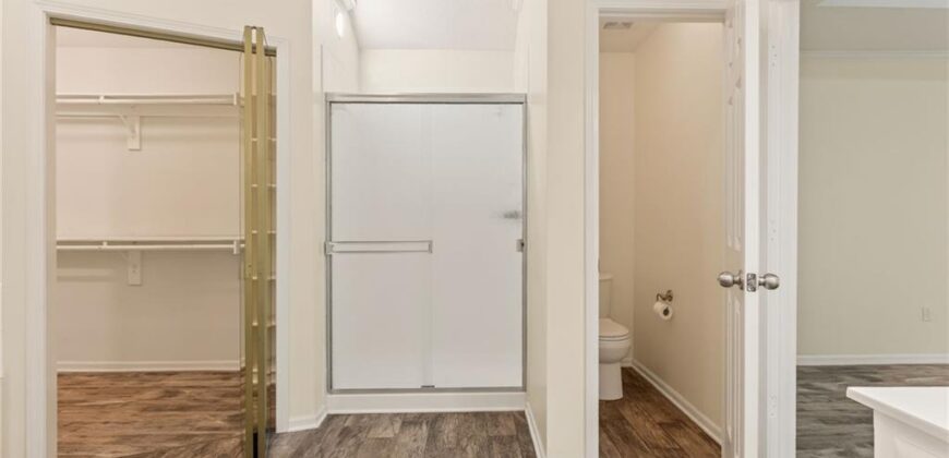 9127 NW 86 Court, Kansas City, MO 64153