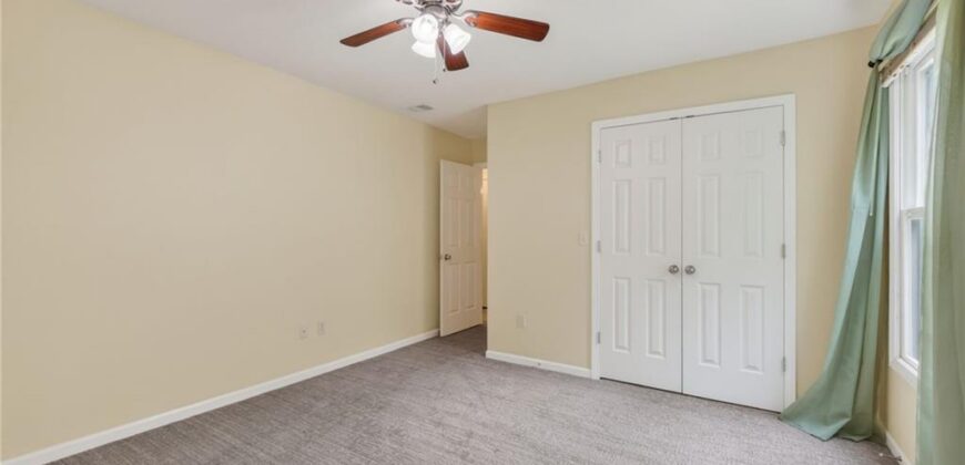 9127 NW 86 Court, Kansas City, MO 64153