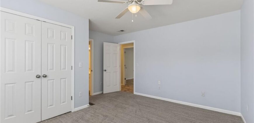 9127 NW 86 Court, Kansas City, MO 64153
