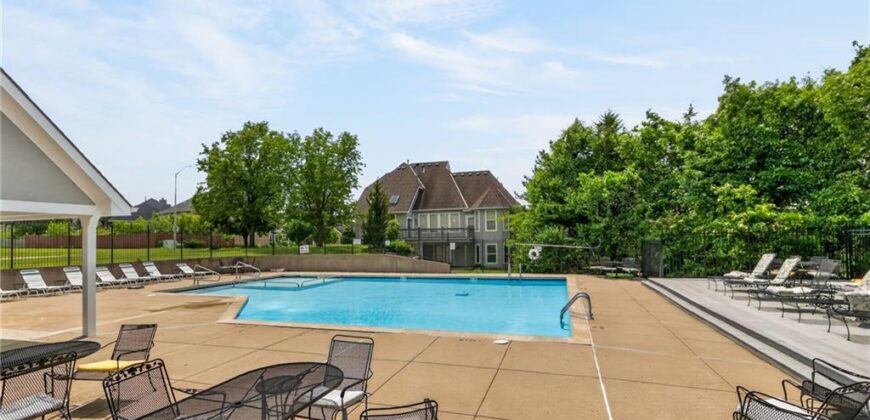 9127 NW 86 Court, Kansas City, MO 64153