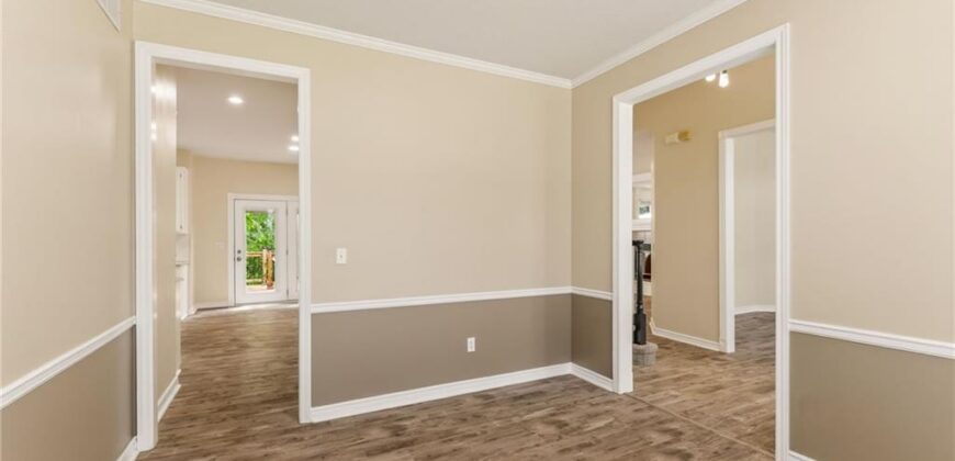 9127 NW 86 Court, Kansas City, MO 64153