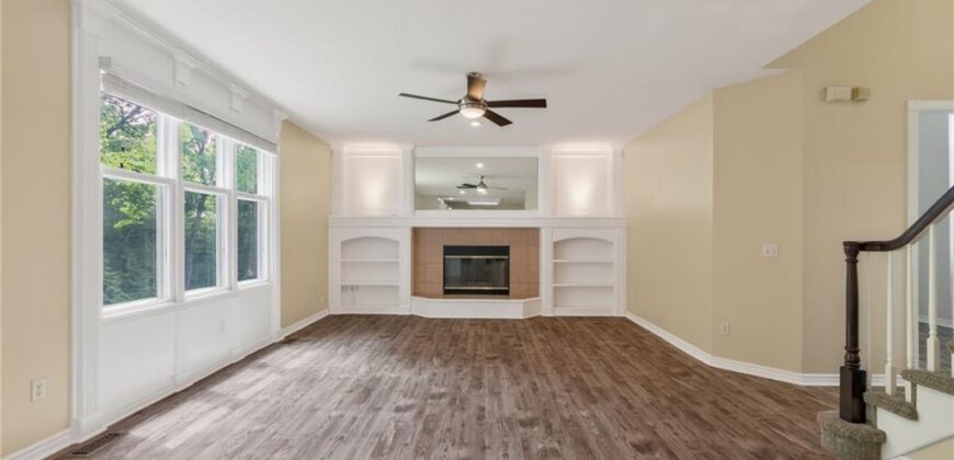 9127 NW 86 Court, Kansas City, MO 64153