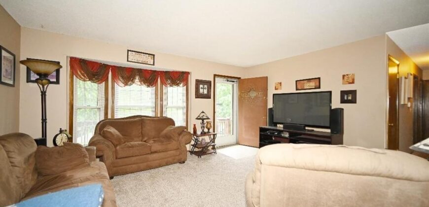 10526 N Walnut Street, Kansas City, MO 64155