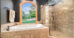 1900 NE 159th Street, Smithville, MO 64089