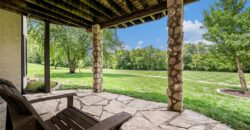 1900 NE 159th Street, Smithville, MO 64089
