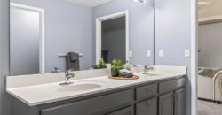 9770 N LEWIS Avenue, Kansas City, MO 64157