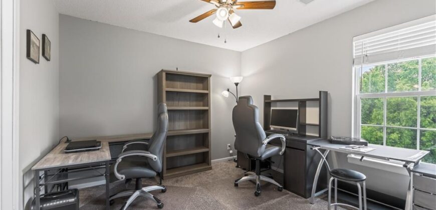9770 N LEWIS Avenue, Kansas City, MO 64157