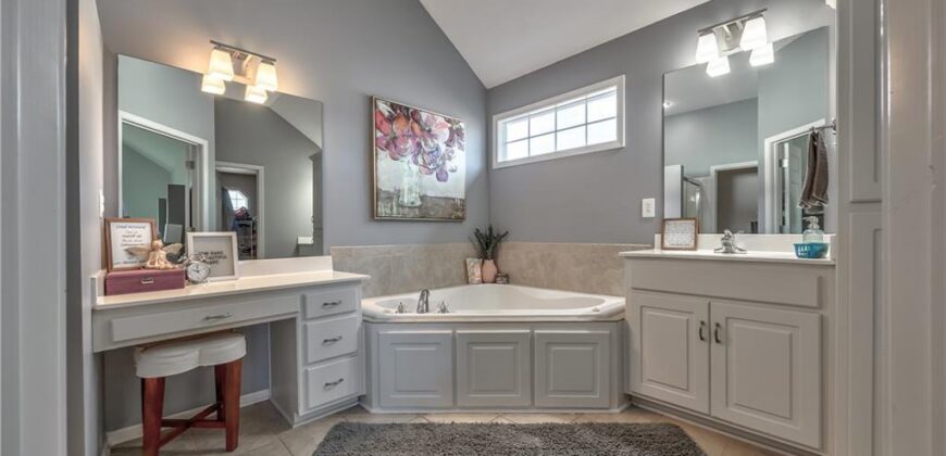 4605 NE 105th Street, Kansas City, MO 64156